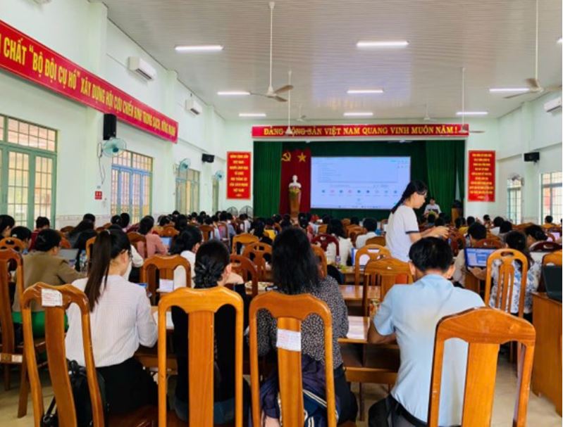 Hàm Liêm tập huấn triển khai nền tảng Misa OneAI cho cán bộ, công chức, viên chức và lực lượng cơ sở